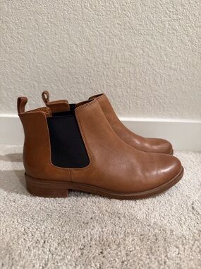 Clarks Tan Leather Chelsea Ankle Boots